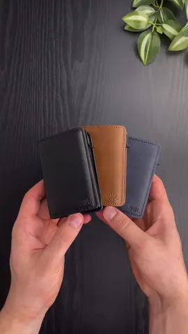 Crafted for those who demand the finest. #luxurywallet #premiumwallet #smartwallet #everydaycarry #walletaces