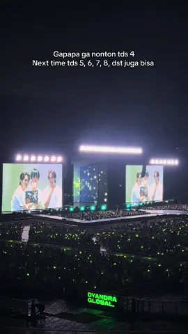 Ga bisa nonton tds4 😔🥺 krn memang sepertinya belum berjodoh dalam uang 😔😭 #tds4 #nctdream #throwback #tds3injakarta #sadmood 