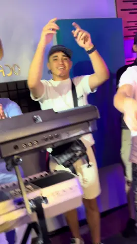 Teaser de Cheb Khalil ft Yousri Oscar restez branchées #riosalado46 #riosalado46 #dzmusic #fouryou @saadawagalal @Nadjib LBassiste @Ismail Benz @✪La Mumę✪ 