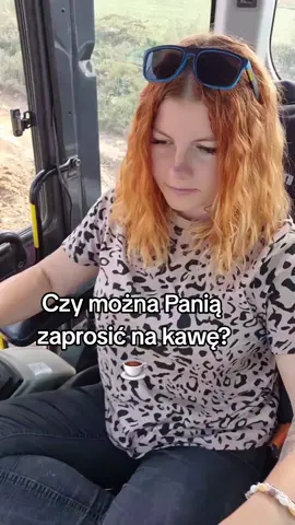 Ale można postawić 😅 link do przekierowania w bio! 😊  ☕ https://buycoffee.to/koparkowaruda #kawa #wsparcietwórców #operatorka #koparka #kobelco_sk210 @bhruda 