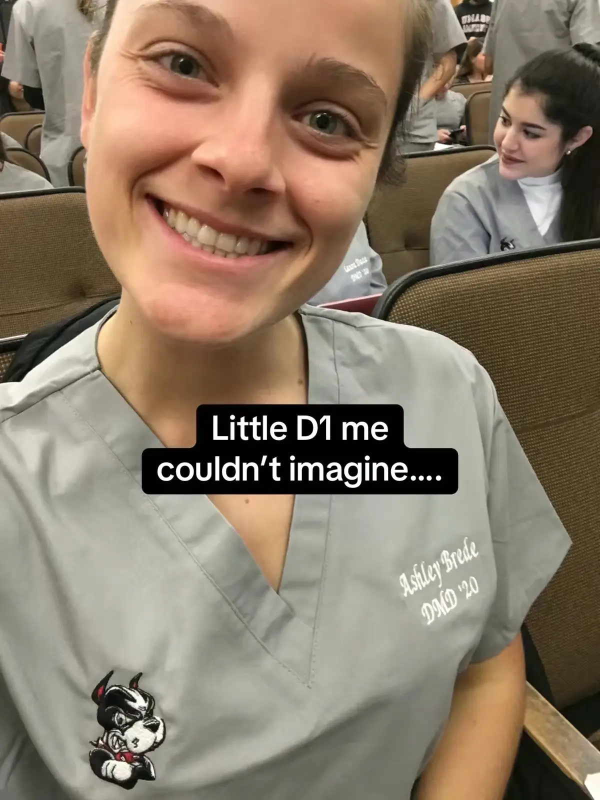 I have so much more to learn and continuously give back to the field of dentistry, but I’m so proud of the course director, faculty, business owner, and dentist I’m becoming every single day.  Every day is an opportunity to learn & grow & become better & I’m just enjoying the ride 👩‍⚕️🦷 #dentist #drciapciak #dentalschool #businessowner #SmallBusiness 