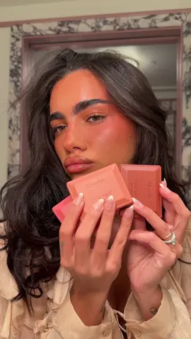 Suddenly we're craving a PSL. @Luisa Piou layers Cloud Paint in Storm + Beam with Cloud Paint Plush Blush in Storm, Float, and Gale—blended with our dual-ended Cheek Brush—for the ultimate pumpkin spice glow 🍂 #glossier #blush 