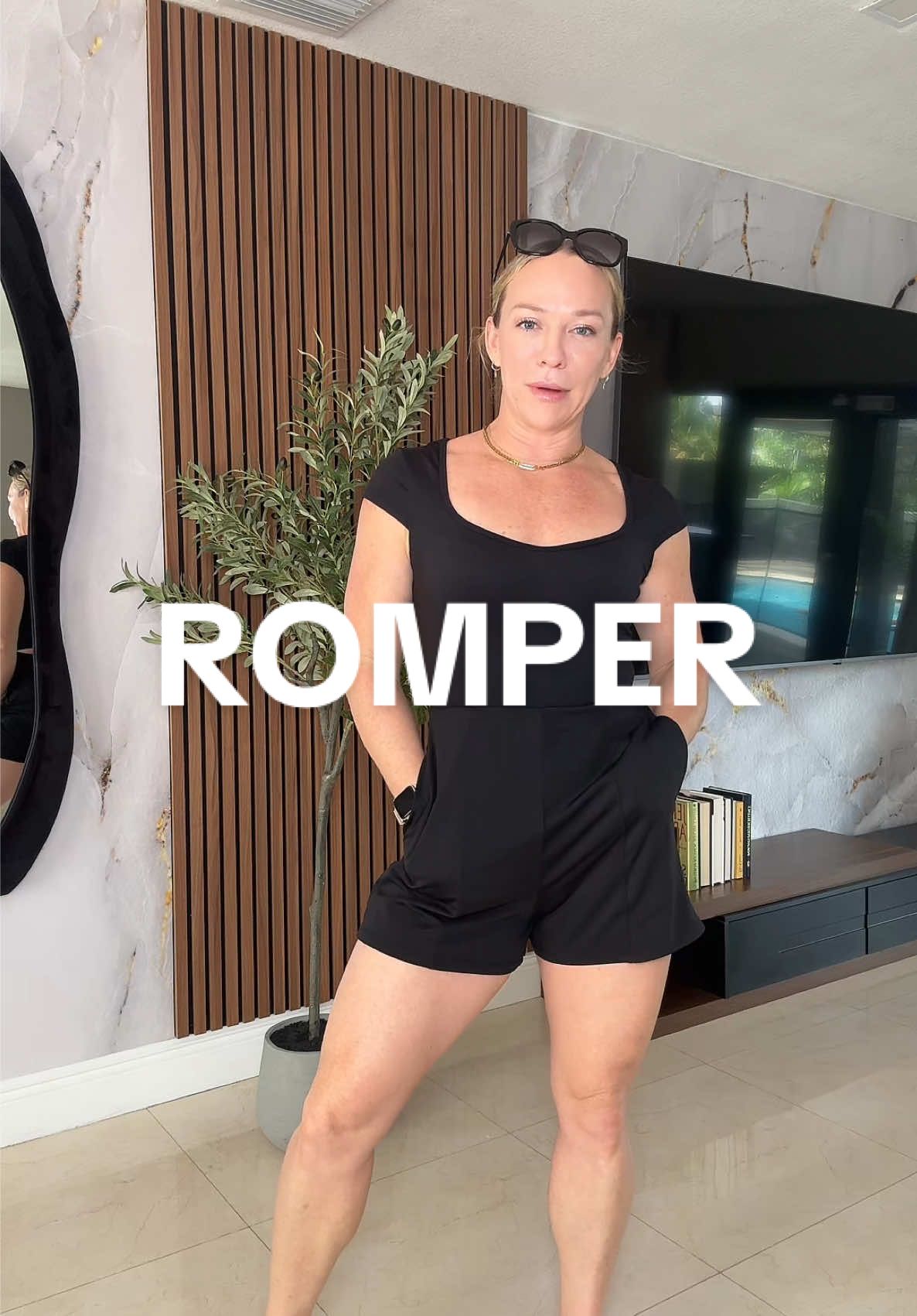 This romper is the best thing I’ve ever put in my body  😍😂 #romper #halara #ootdinspo  