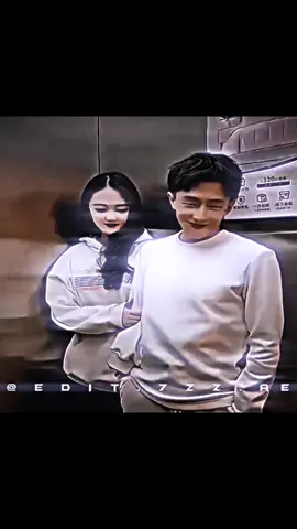 #ColdDaysWarmHearts #ChillyNights #FrozenFeelings #ColdMoments #WinterVibes 