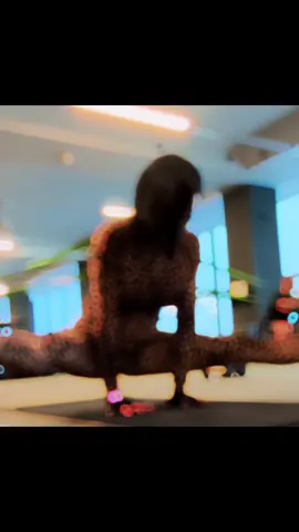 #creatorsearchinsights #sportlife #streching #flexible #sportfit 