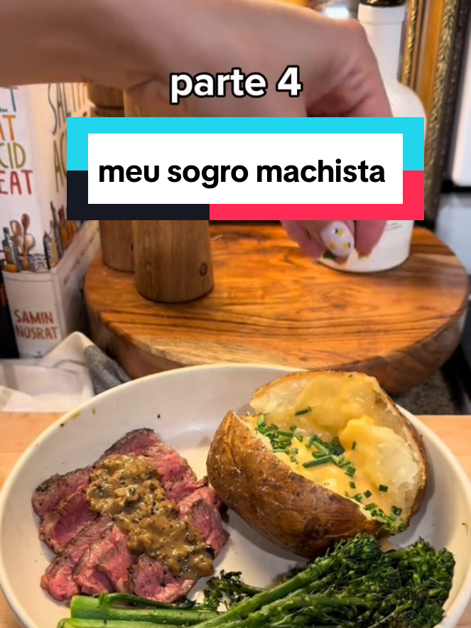 Respondendo a @livramentosousa25 recebi minha família em casa e o meu sogro pegou o prato da minha mão e disse que as mulheres comem depois dos homens | parte 4/5 #fyp #fy #historiasdetiktok #viral #trend @TikTok 