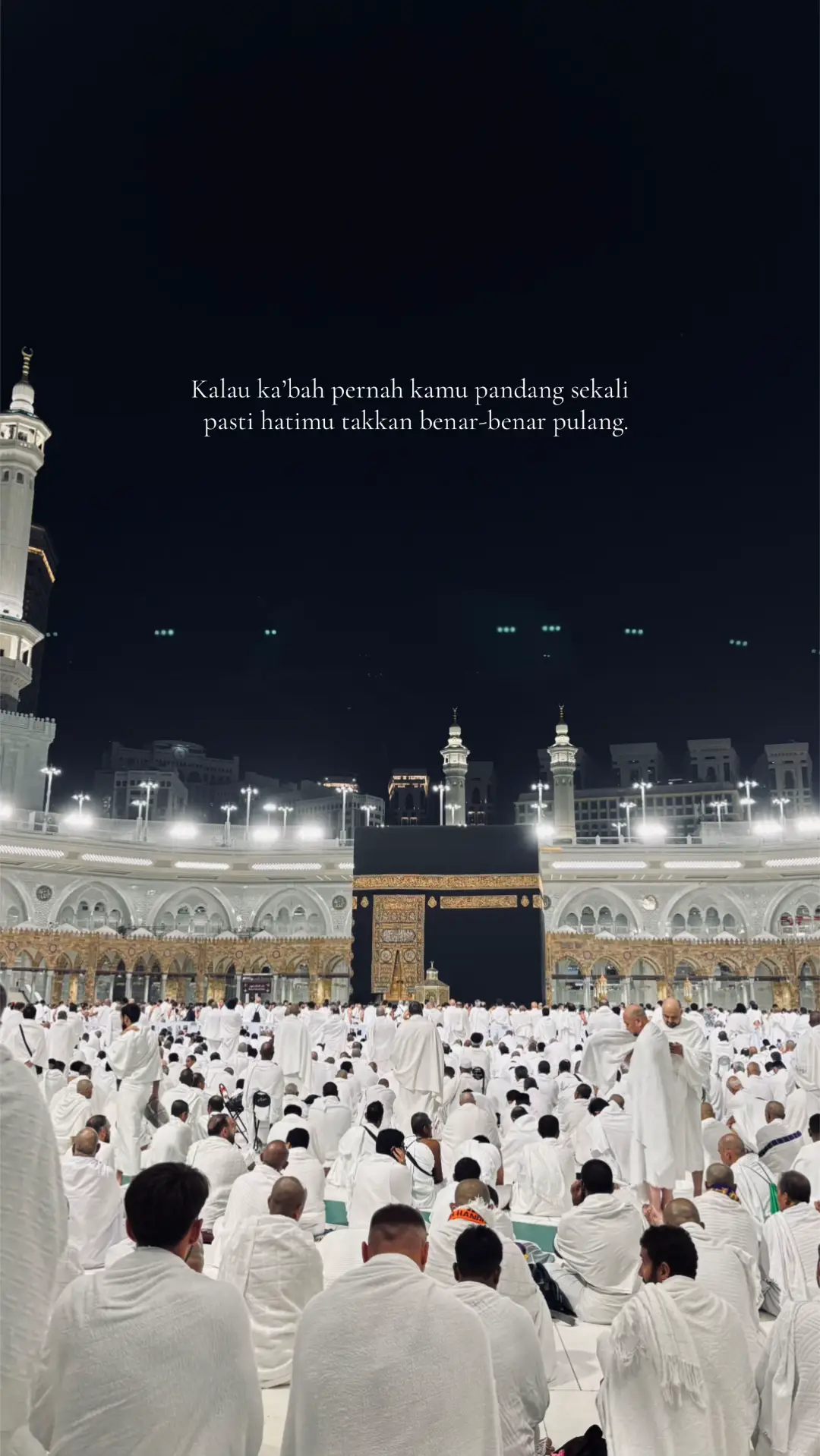 Baitullah adalah tujuan dari segala perjalanan. 🥹🤍🌷#masyaallahtabarakkallah #umrah2025 #umrahmemories #baitullah #fyp 