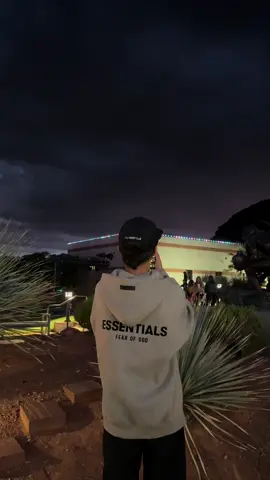 Thunder and lightening storms 