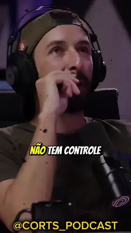 Não compre por impulso,tenha controle emocional!#primopobre #educacaofinanceira #controlemocional #cortespodcast 