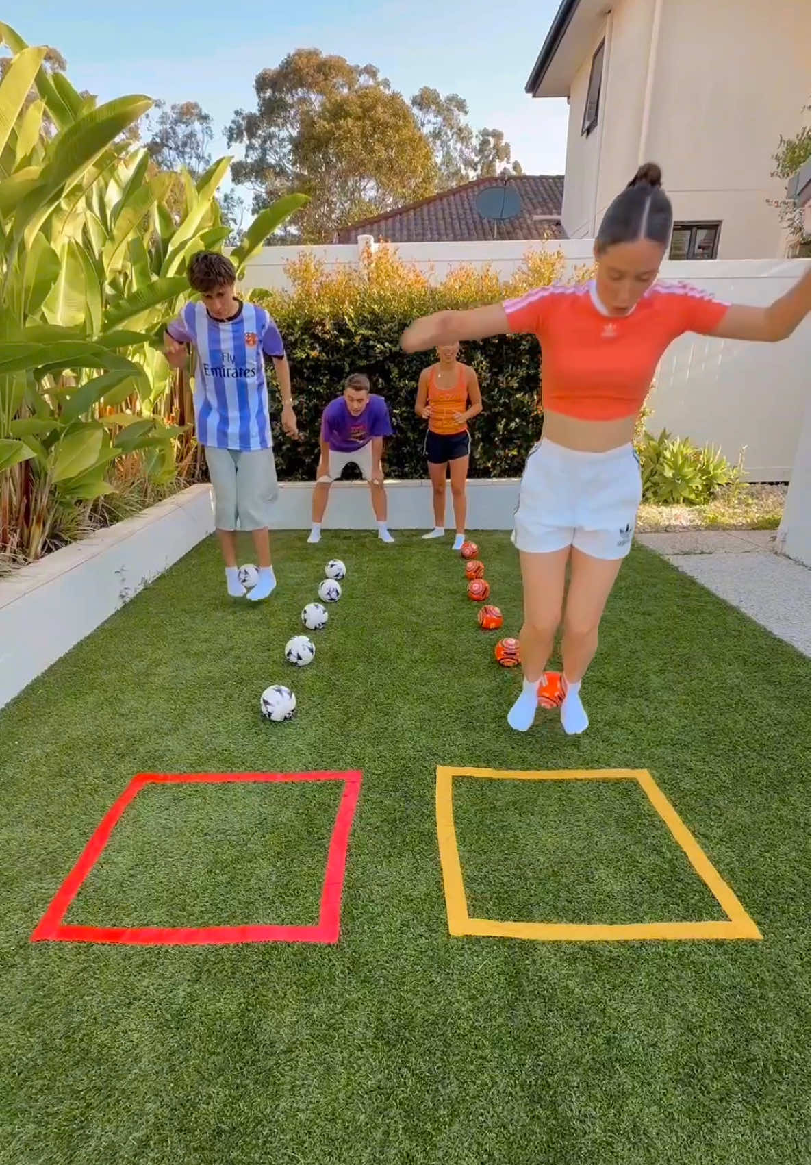 WHO CAN GET THE BALLS IN THE BOX FASTER? 😳 #viral #funny #challenge @James & Jasmin x @Cadel and Mia 