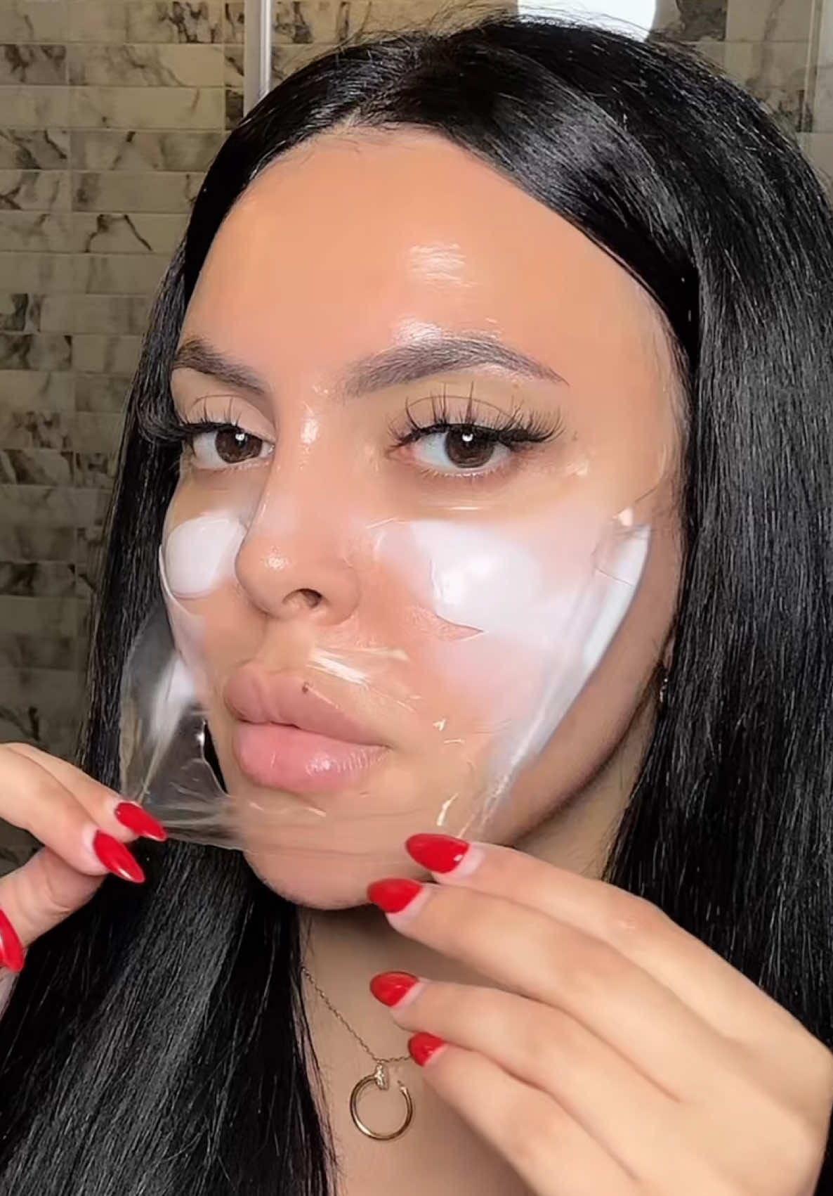 روعة يا بنات خصوصاً قبل المناسبات 😍✨  #Biodance #biodance_collagen_mask #viralvideo #viral #korean #biodancecollagenmask #koreanskincare #fyp @Biodance 