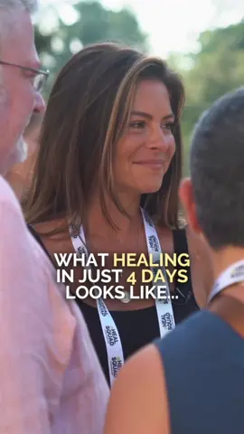 Looking back at our Heal Retreat at @Canyon Ranch and let me just say, the itinerary was STACKED! When we created the plan for each day the goal was to give the attendees some of the most powerful tools for healing while still doing activities that were fun, and we did exactly that!! Here’s what it looked like… ☀️ We started each day with sunrise rituals and closed with sunset practices to set or circadian rhythm. 📝 Daily masterclasses filled with lessons I’ve learned that changed my healimg journey  🌳 Connected with nature (including one very special tree, if you know, you know) ❤️ And did so many other activities together. A personalized CLEAN scent bar (so much fun), a cooking class (hello sugar free recipes 😉) and even did some Yoga Nidra to awaken our awareness and relax. But truly the best part was doing it all together. This retreat was overflowing with love, connection, and the reminder that healing is possible.  When we do another retreat… what activity would you like to do? :)