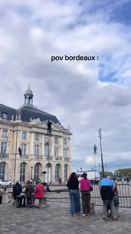 en compagnie d’anick des arts de rue #bordeaux #fyp 