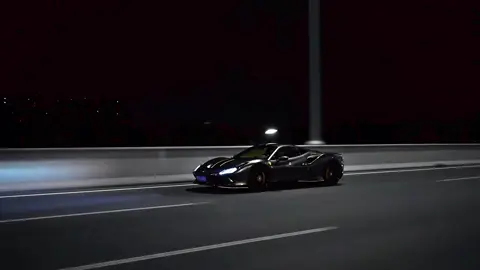 Night drive on an empty road. 🌃#ferrari 