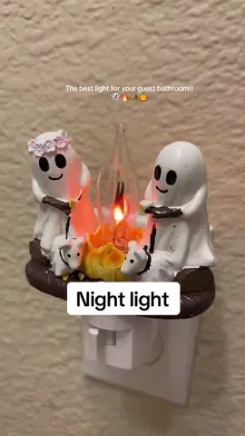 Replying to @Sabrina🫧 | Beauty + Skincare #nightlight #falldecor #halloweendecor #spotlightfinds 