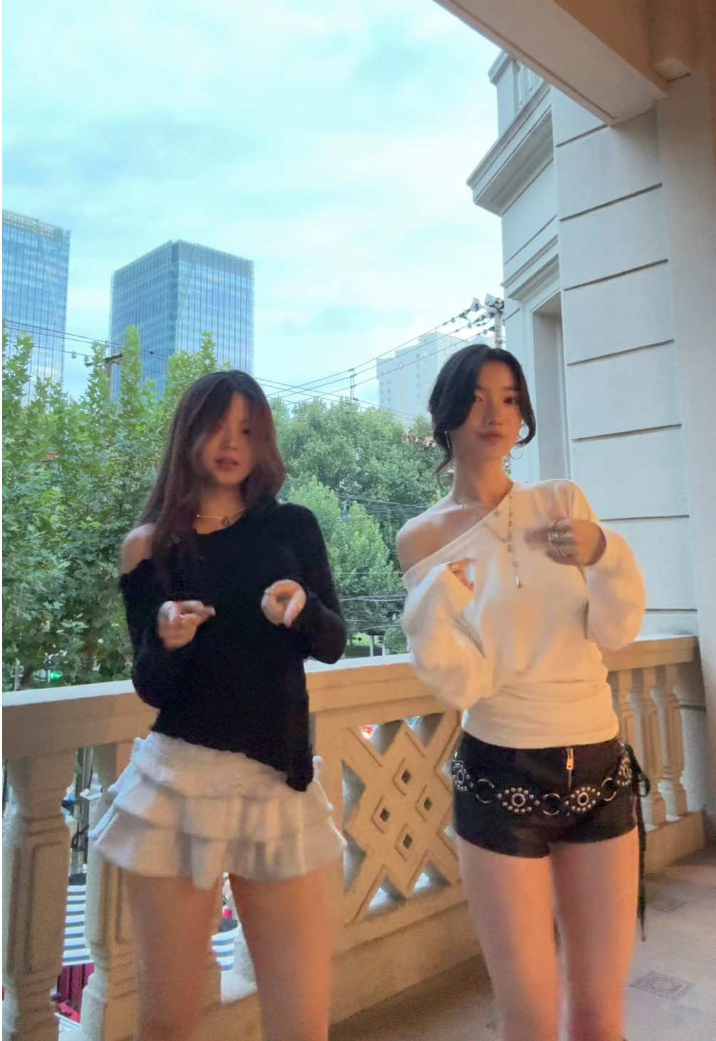 haaaaaai @joy liu #dance #trend #duo 