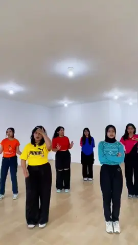 honeymoon di inggris? paris? atau jerman? #fyp #dance #ngapainrepot #timur 