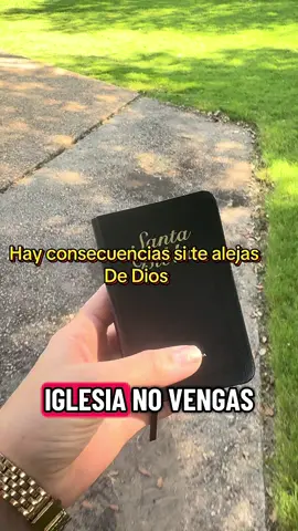 Hay consecuencias si te alejas De Dios. #frasescristianas #christianmotivation #motivacioncristiana 