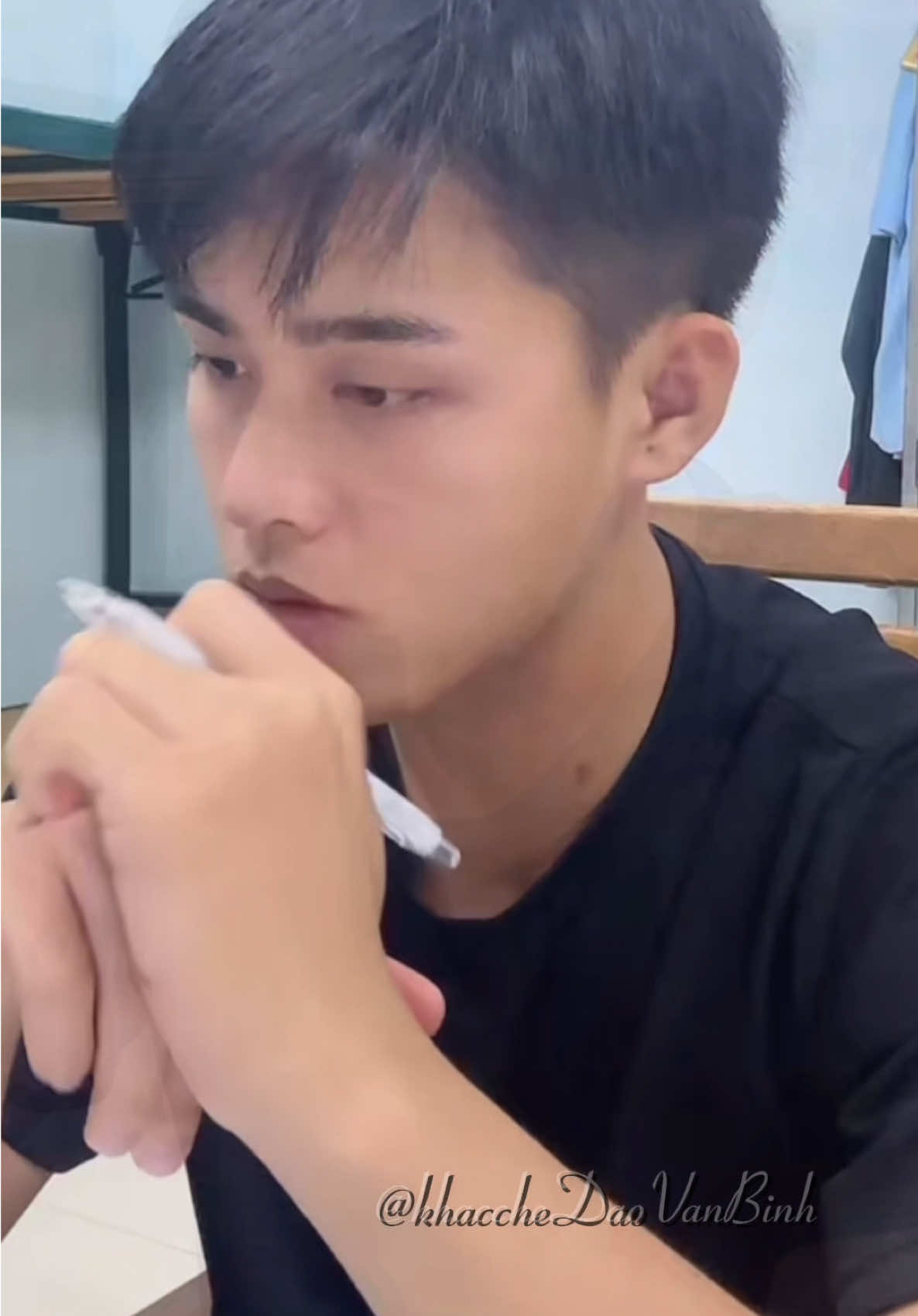 Clip cuối ngày nhẹ nhàng tình cảm như này thôi nhen 😘😘  @ĐÀO VĂN BÌNH #daovanbinh #binhdinh #chungtacungnhaudilen🇻🇳 #khacchedaovanbinh #live 