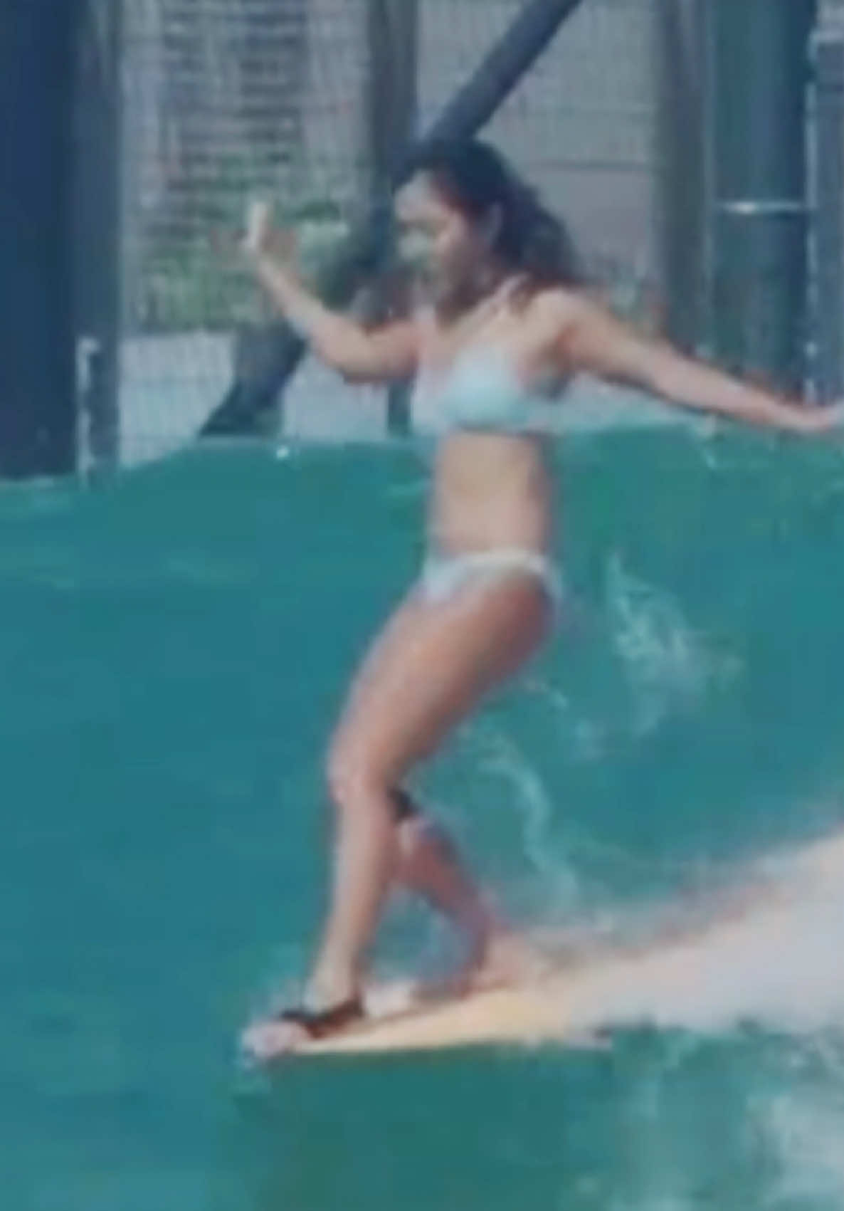 #surfing #surftok #surfergirls #girlswhosurf #watersports 