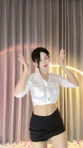 #舞蹈 #互動遊戲 #電子寵物 