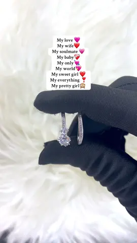 925 Italian sterling silver 2in1 engagement rings  Price: 450k 📞: +256 785831141 LOCATION: PIONEER MALL PF45 #ringeria #engagementrings #promiserings #ringsinkampala #2in1engagementrings 