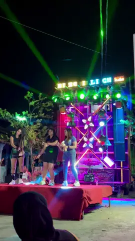 Diasikin aja #sonorejo #ceksound #fyp #dancerkarnaval 