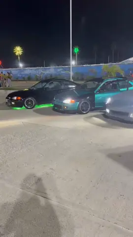 Tucacas Show 🏝️  Momento de Evaluación en categoría Honda , Mitsubishi y Asiático 🇯🇵 @Alvaro Gimon  @Daniel Eduardo Ocant  @Endersson Mohamed @Armando Canelones Perez   @Yadu Faneite  #toyota  #mitsubishi  #Honda  #jdm  #evento 