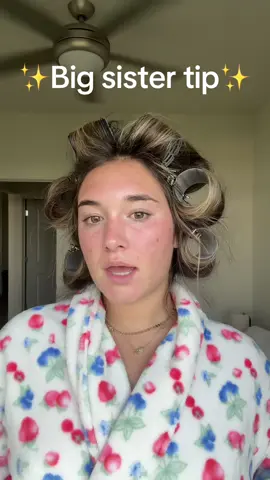 Let me know if you want more tips on getting rid of a pimple fast!!!! #acne#acnetips#getridofpimple#fyp#relatable 