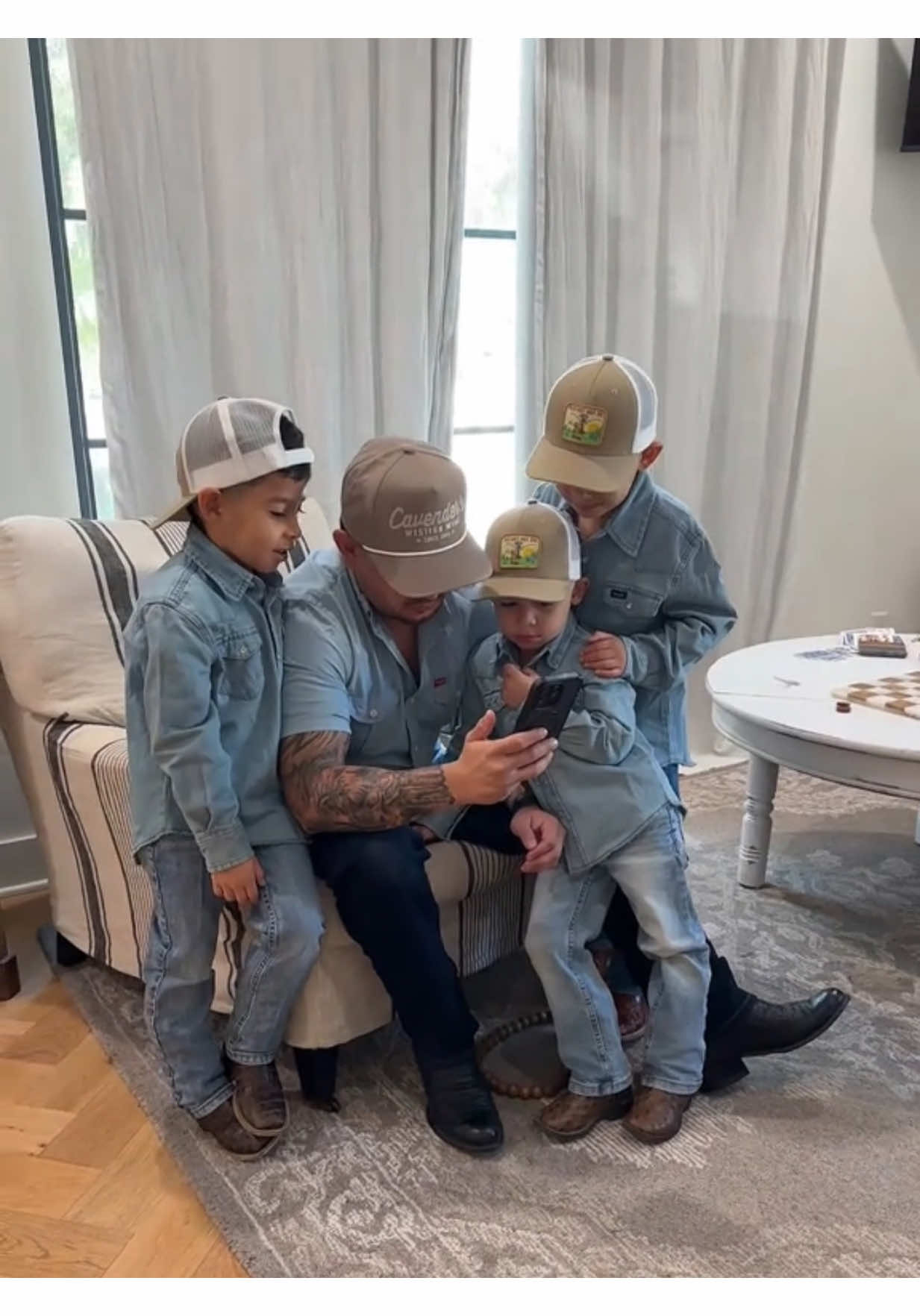 Sorry we’re late 🫢 @cavendersbootcity @Luzveroo ✨ #paratii #dad #papa #mom #trending #outfit #western #outfit #fashion #parents #boys #funny #humor 