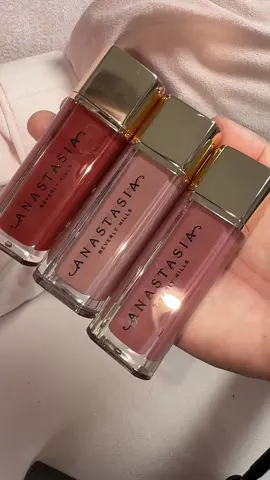#lipvelvet #anastasiabeverlyhills #anastasialipvelvet #lipstickanastasia #TikTokShopCreatorPicks 