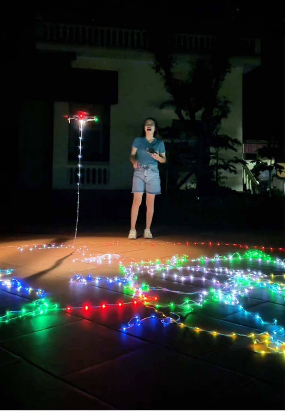 Đèn led trang trí nháy theo nhạc #kimthanhday #denledtrangtri #denlednhaytheonhac #xuhuong 