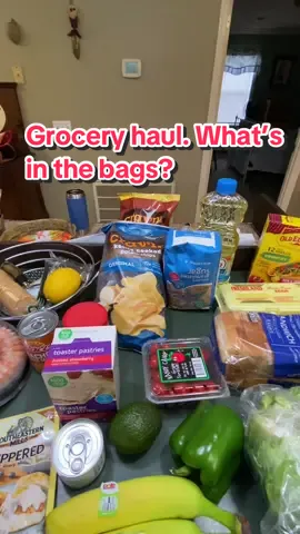 90 $ worth of groceries and what I got. Money just doesn’t go as. Far as it used to.#groceries #groceryshopping #foodland #