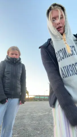 🫰🏼