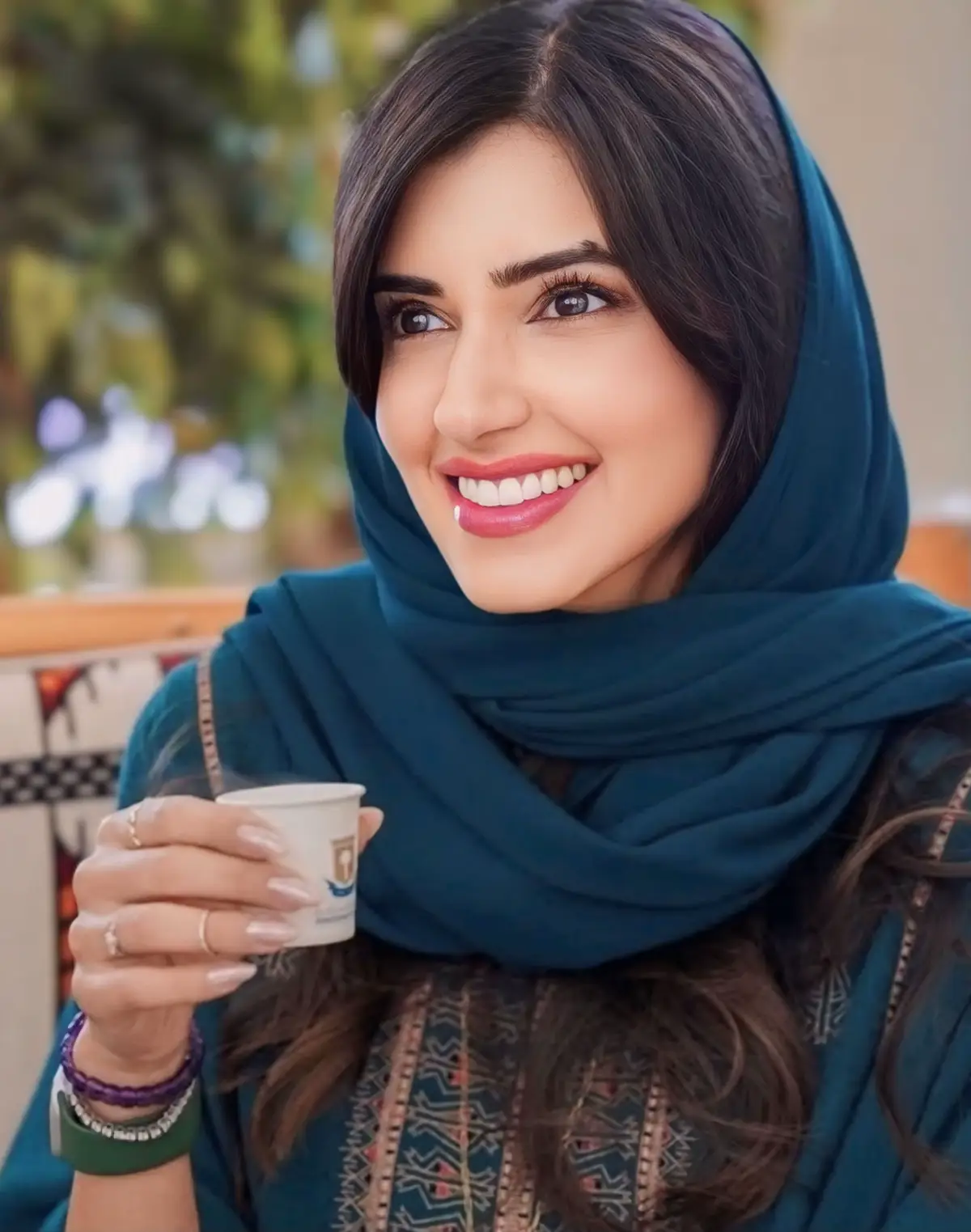 صاحبة السمو الملكي الأميرة ريم بنت الوليد بن طلال بن عبدالعزيز ال سعود تتألق في احتفال اليوم الوطني لمدارس المملكة بعقد السيفين و النخلة من تصميم مجوهرات HS Jewelry للمصممة السعودية هوزان بنت صنت العتيبي🇸🇦💚 #explore #السعوديه #اكسبلورexplore #fyp 