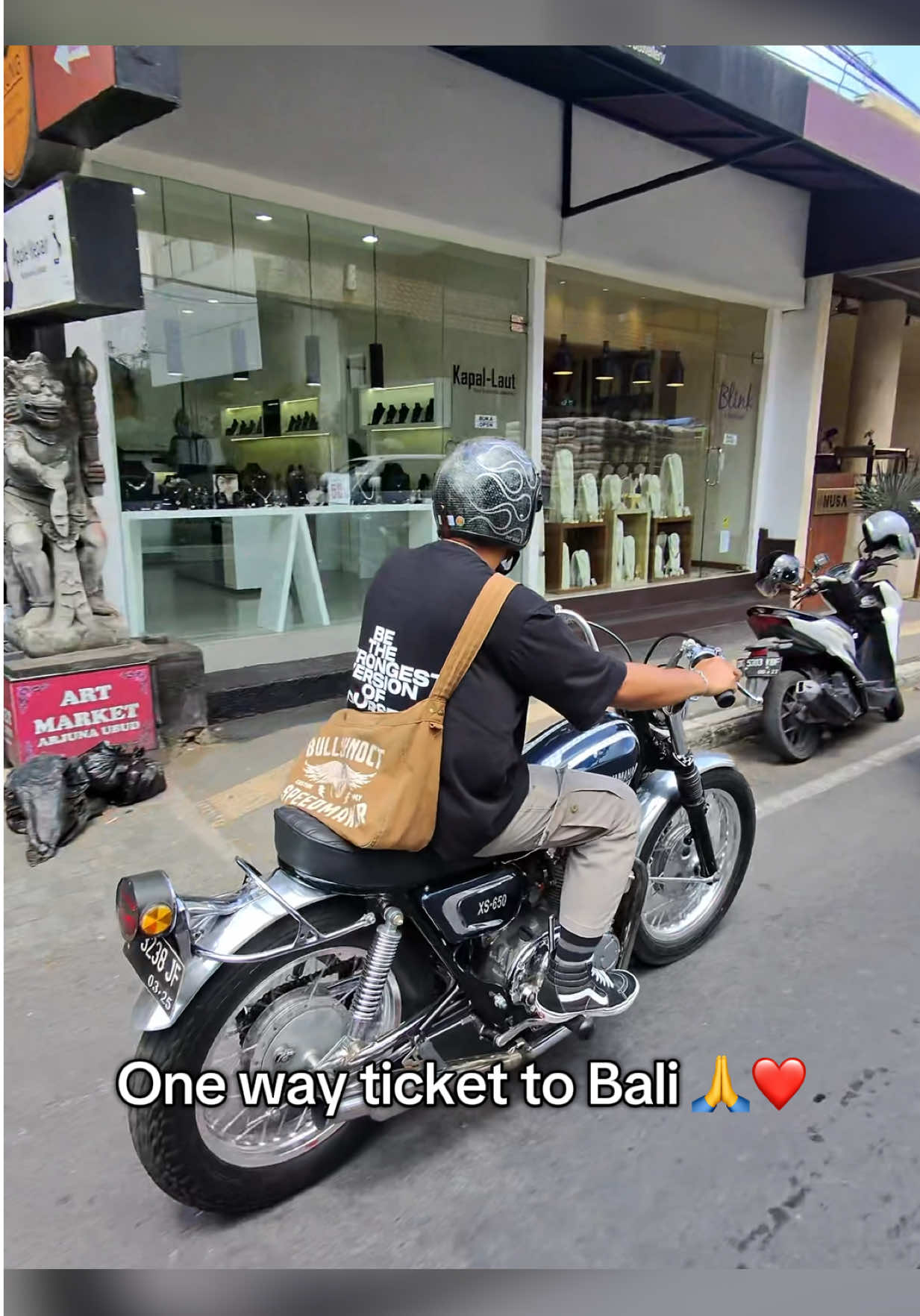 Nothing beats a one way ticket to Bali 🙏❤️ #bali #balilife #ubud #nomad