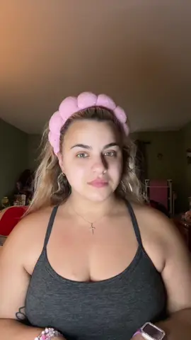 Hello I’m alive! Happy Friday! #grwm #getreadywithme #everydaymakeup @TULA skincare @DRMTLGY @rhode skin @NYX Professional Makeup @Tower 28 Beauty 