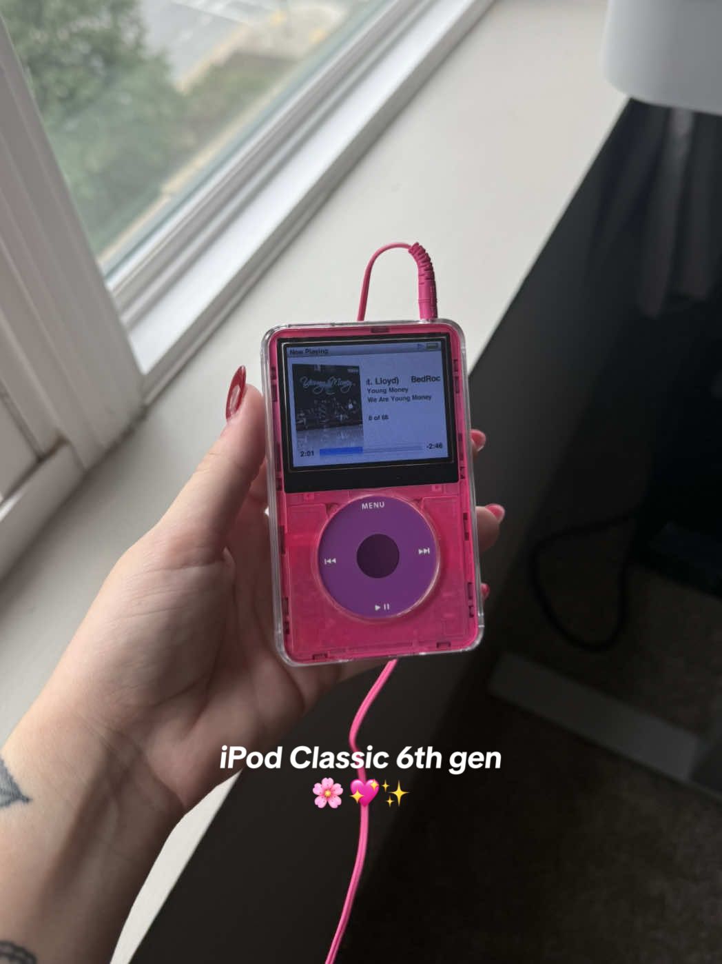 Had to pull out my 2010 MacBook to sync songs on this 😅 #ipod #nostalgia #ipodclassic 