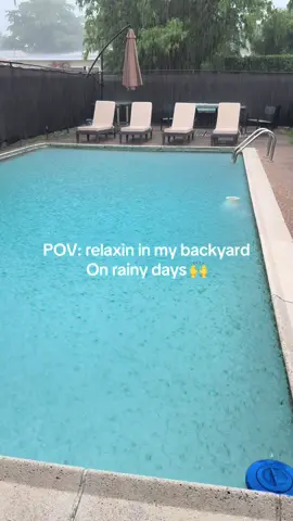 #rainyday #pool #Summer #real #privacy 