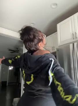 Spend the morning with me✨ Jalapeno cheddar sourdough  #sourdoughbread #sourdough #bread #breadtok #morning 