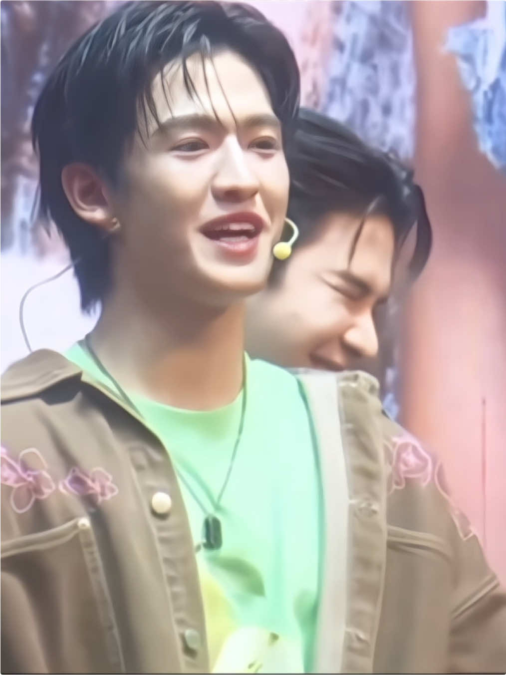 ดูแลหมวยจินคนนี้ดีๆนะ🫣🩷 @JINWOOK BUS #JINWOOKkim #jinwookkim #BUSbecauseofyouishine #หมวย #GREENerationxBUS 