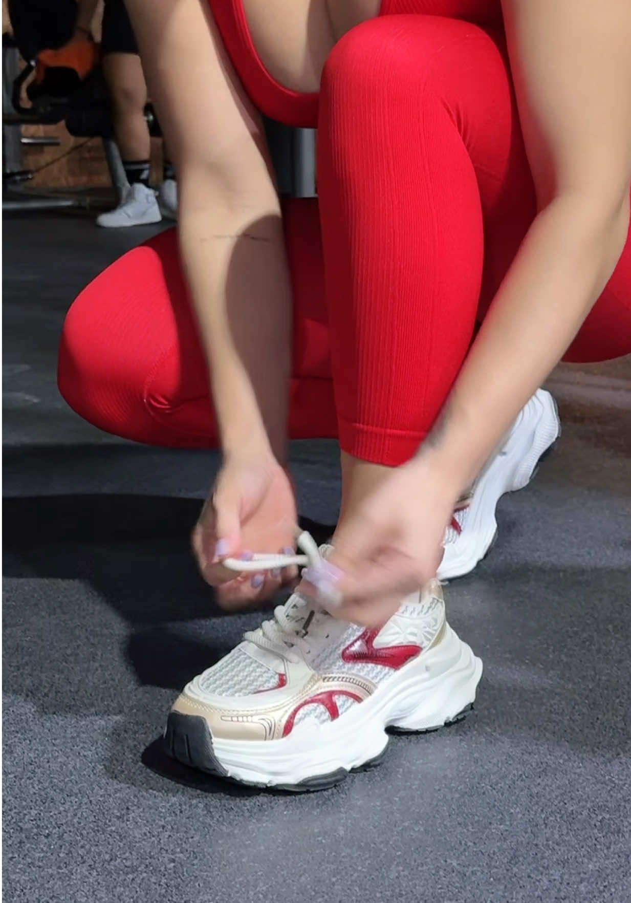Los combine con un short negro también y quede encanta ! Los amo 😍😍 si te gustan y los quieres también dale click en el carrito naranja 🛒✅🥰🥰🥰