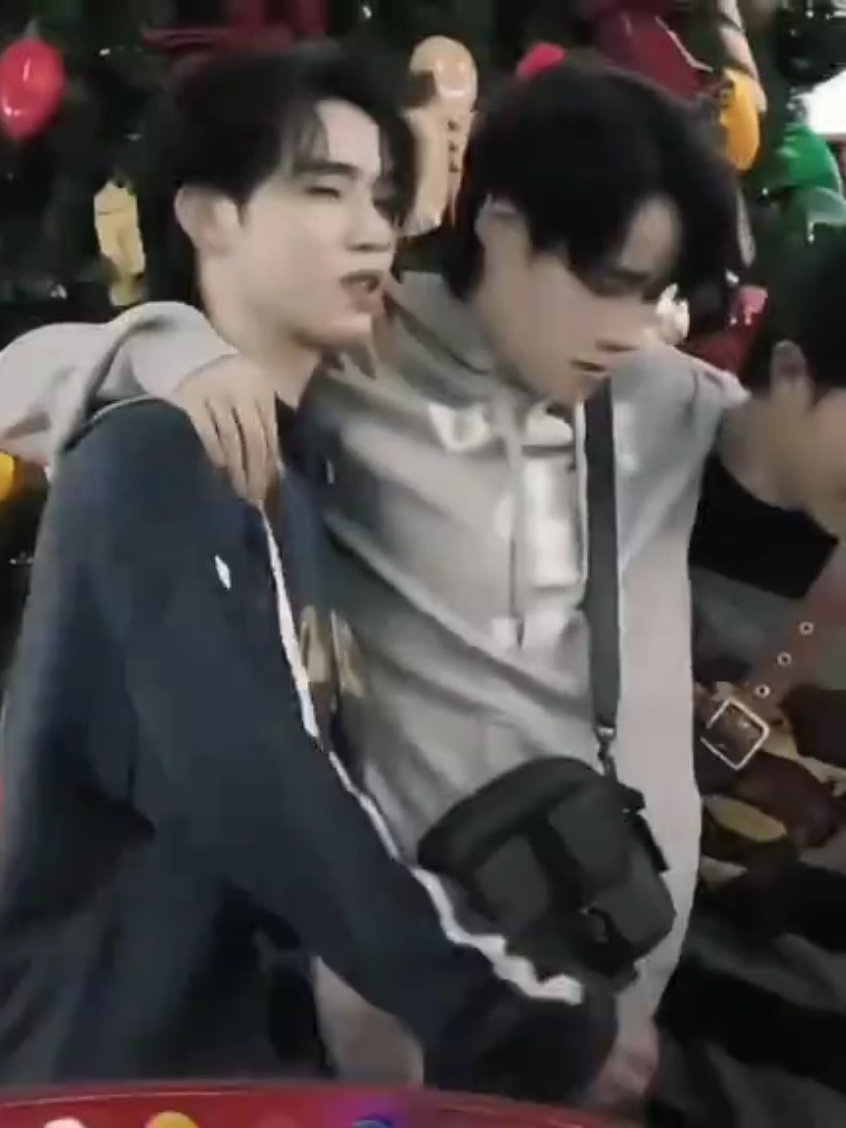 dame un grrr....  #LYKN #NutHong #nnutdan #hongshihoshi #🥜🍦