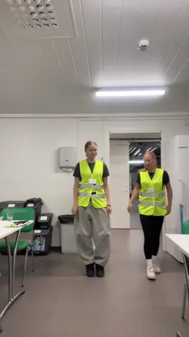 lentokenttä höllii @jade🧨 