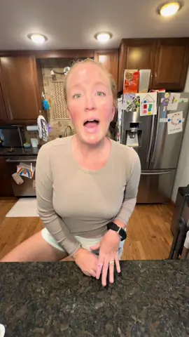 I’m genuinely obsessed with this little brick!! Link in my bio for 10% off yours!!! #brick #getbrick #brickyourphone @GetBrick 