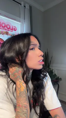 What’s so funny 🤨#fentysuperbrandday #LanguageLearning #fyp #tiktoklive 