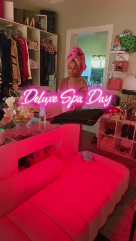 It’s almost gift season and this takes the cake! #giftideas #tiktokshopcreatorpicks #tiktokshopblackfriday #tiktokshopcybermonday 