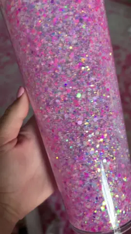 Playing around with glow glitter 🤩 this is just charged by the sun that was coming into my room 🤯