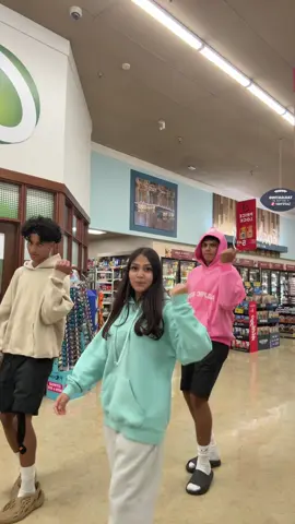 slow down @Autumn @Omar 