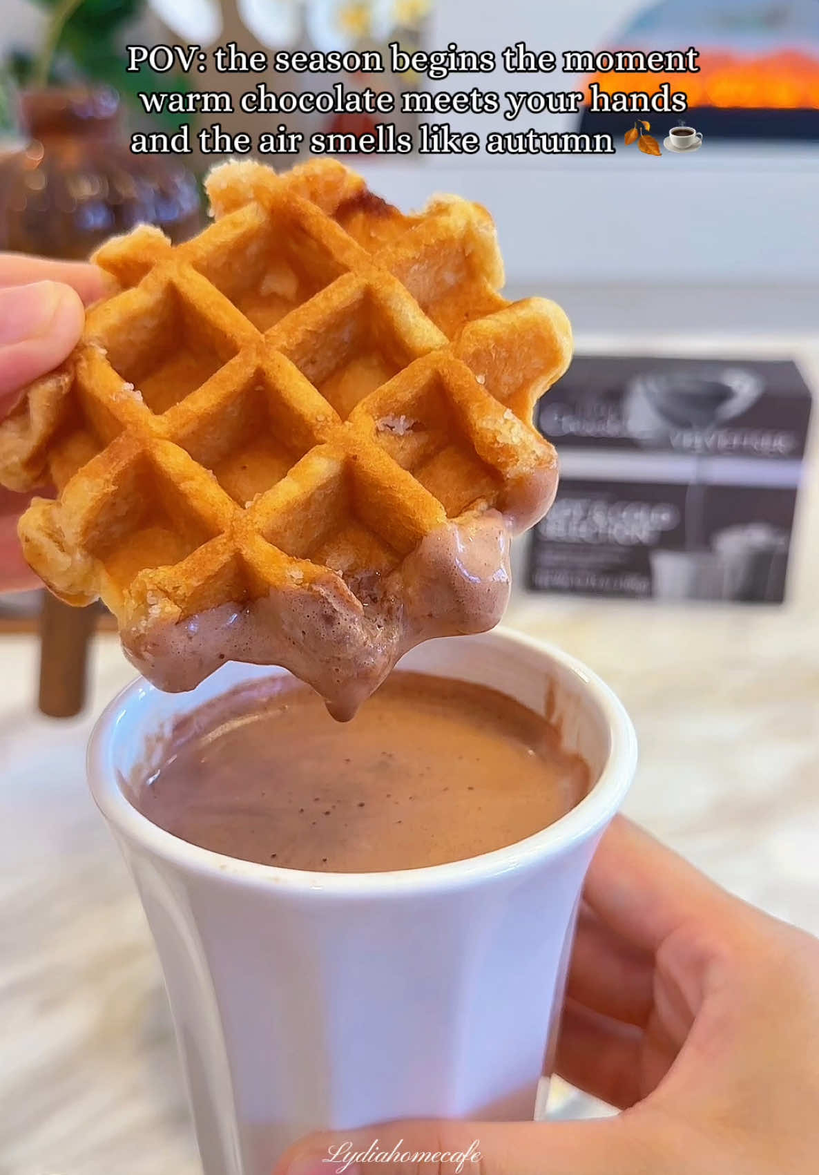When life feels a little bitter… stir in some chocolat magic 🍫✨ Every sip turns into a cozy hug. #hotelchocolat #cozyseason #chocolatefix #treatyourself #homecafe #dailydrink #autumn 